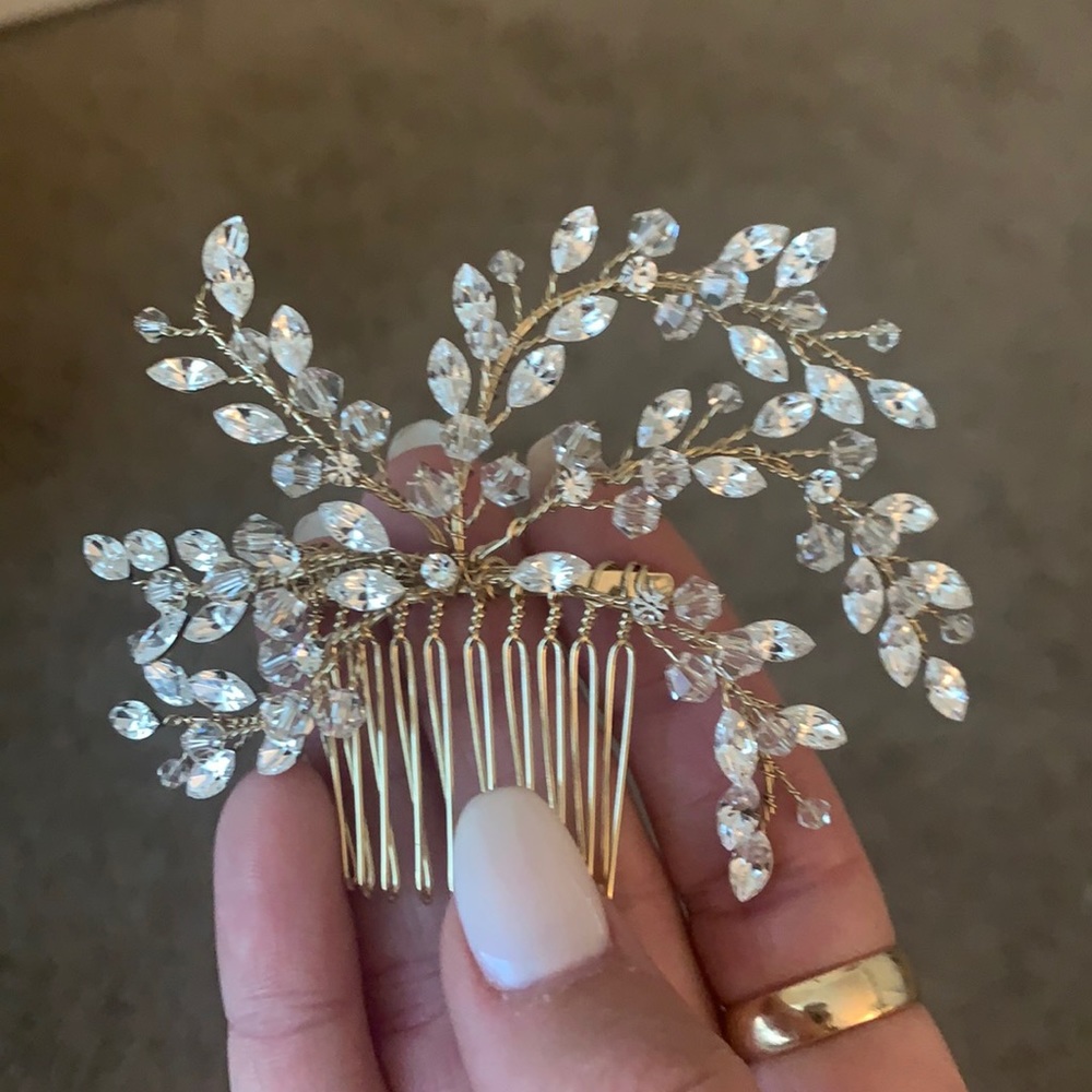 Swarovski crystal comb brides bridal